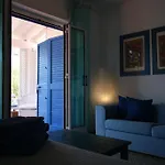 Oda ve Kahvaltı Cetta 4*